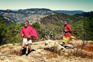 chihuahua-tarahumara-runners